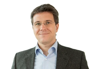 Dr Aria Rodgarkia-Dara